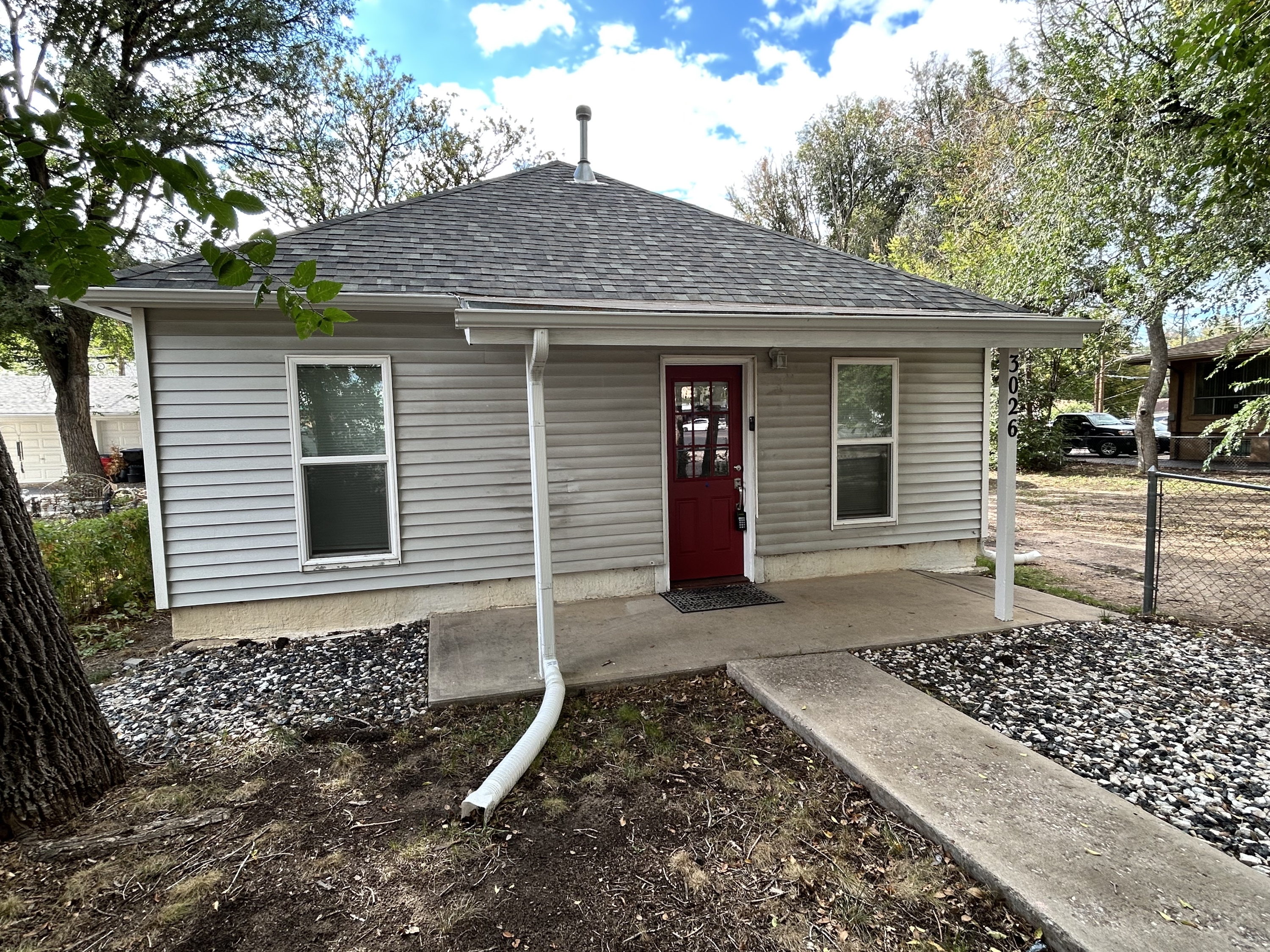 Property main image