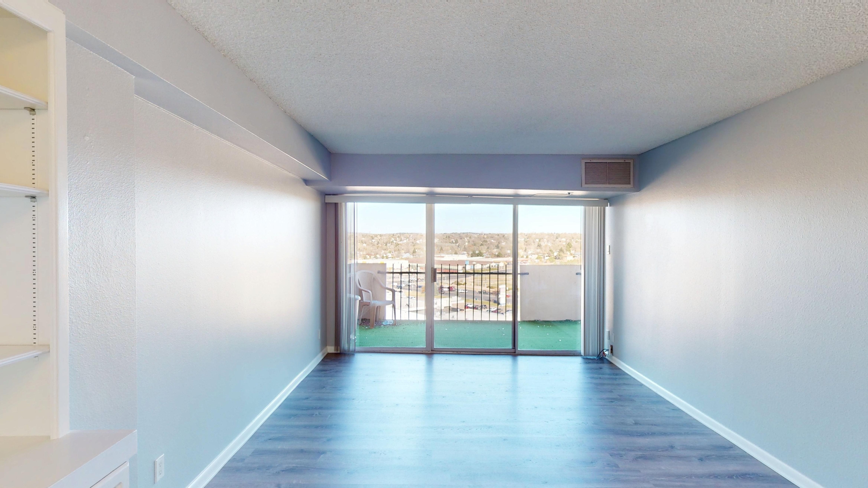 411 Lakewood Circle - B-1110