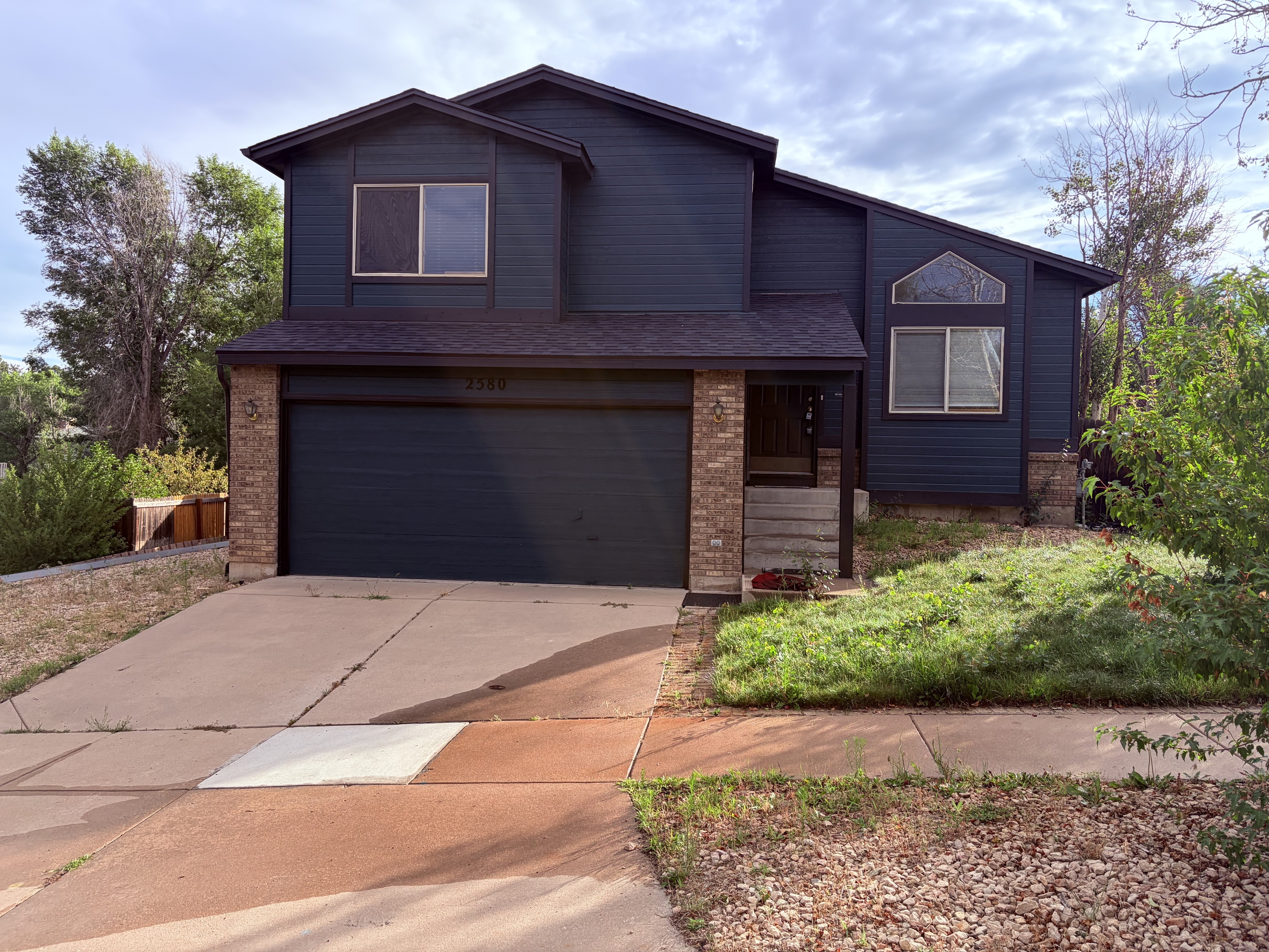 2580 Lyncrest Drive