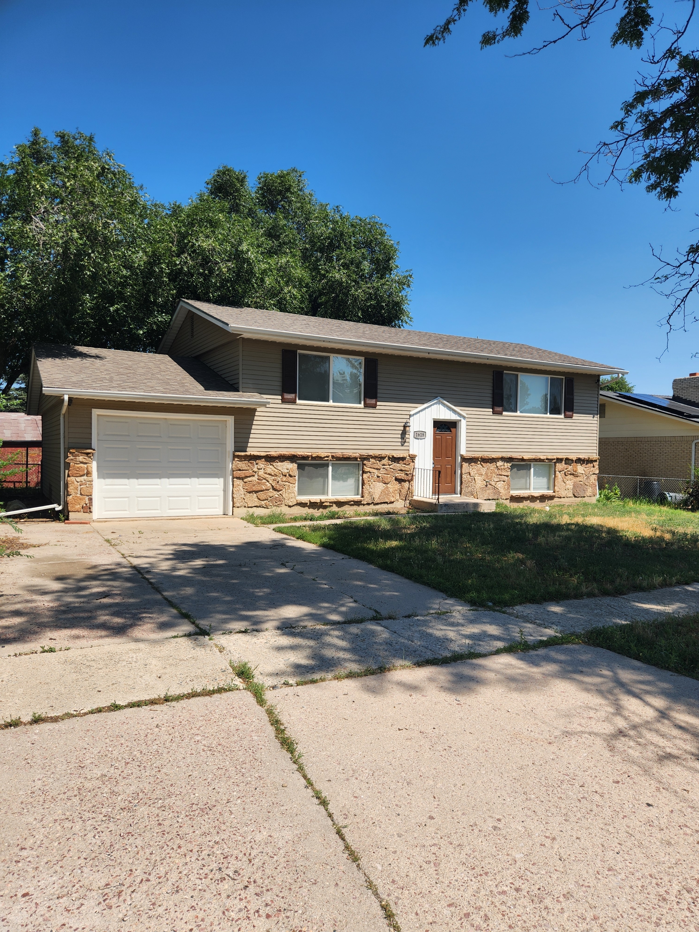 1618 Shasta Drive